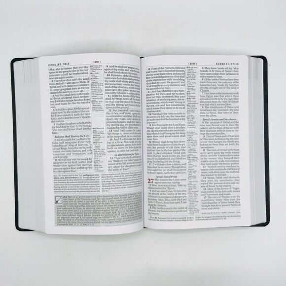 King James Study Bible 2nd Ed Bonded Leather Black Thomas Nelson BRAND NEW - Picture 9 of 10